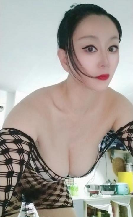 性感丝袜风骚小娘子