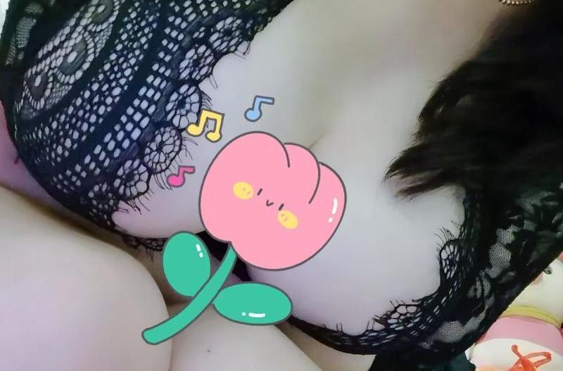 越秀巨乳咪咪